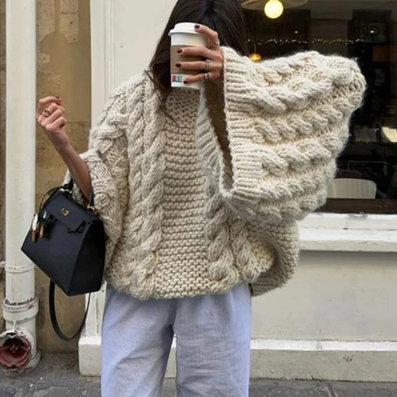 OVERSIZED KNIT PULLOVER