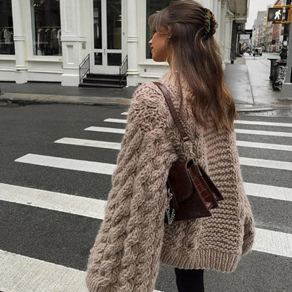 OVERSIZED KNIT PULLOVER